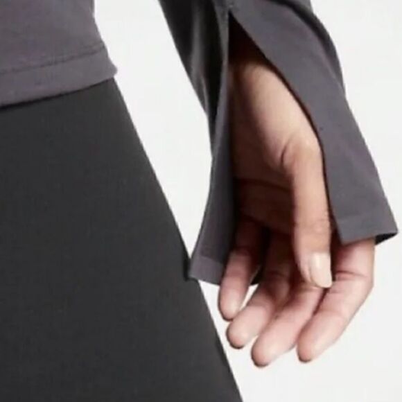 Athleta Essence Groove Long Sleeve Layerd Top Size XS - Picture 3 of 8